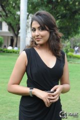 Madhu Shalini at Anukshanam Movie Trailer Launch